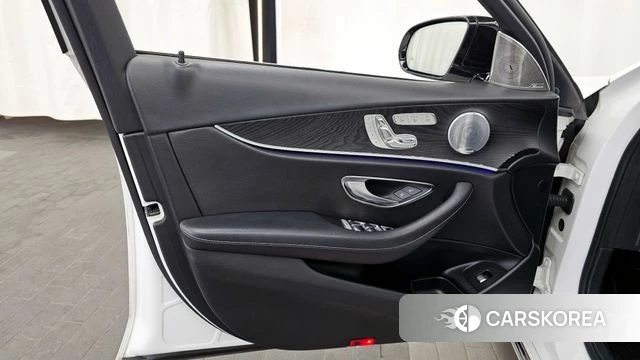 Mercedes-Benz E-Class W213 id 4357008 из Кореи 16