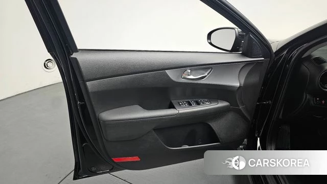 Kia The New K3 2nd generation id 4202527 из Кореи 16