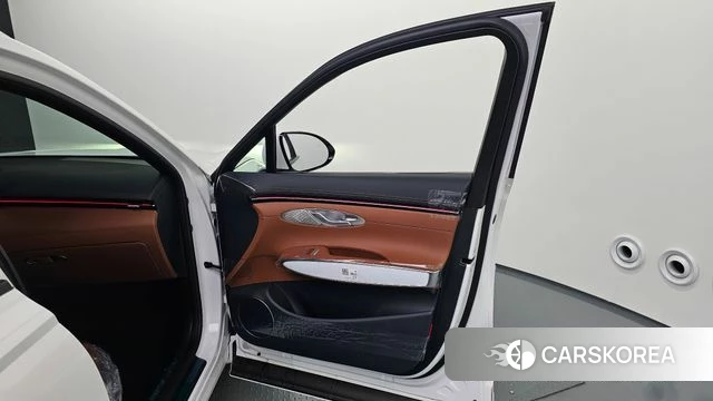 Genesis GV70 id 4441508 из Кореи 16