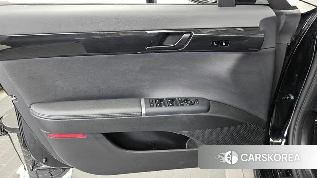 Hyundai Grandeur (GN7) id 4433242 из Кореи 16