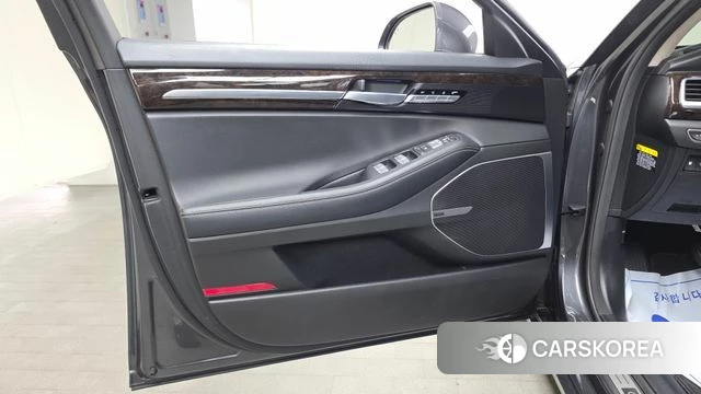 Genesis G90 id 4619400 из Кореи 16