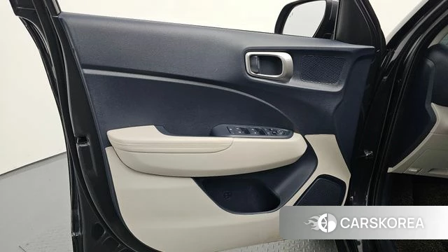 Hyundai Venue id 4282528 из Кореи 16