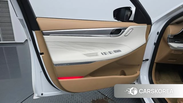 Hyundai The New Grandeur IG Hybrid id 4482484 из Кореи 16