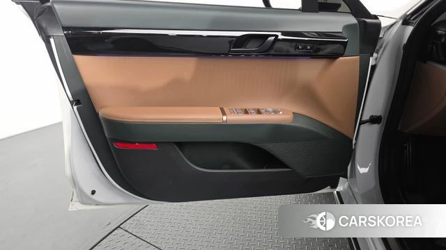 Hyundai Grandeur Hybrid (GN7) id 4302155 из Кореи 16