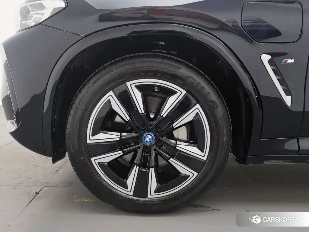 BMW iX3 id 4680461 из Китая 16