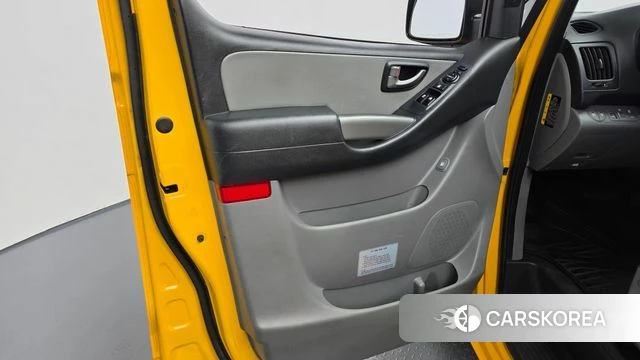 Hyundai The New Grand Starex id 4384935 из Кореи 16