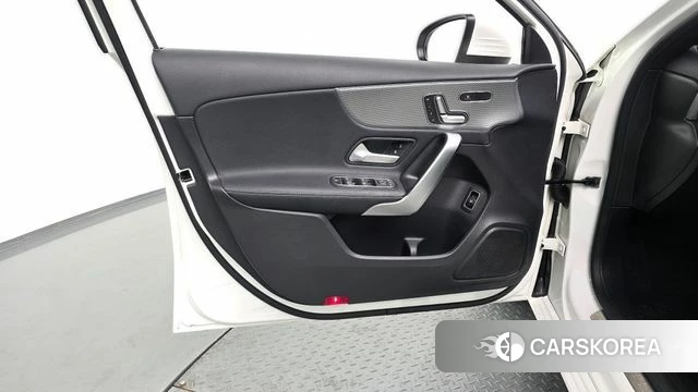 Mercedes-Benz A-Class W177 id 4415905 из Кореи 16