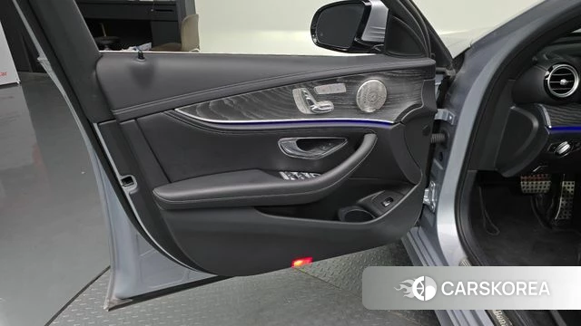 Mercedes-Benz E-Class W213 id 4376210 из Кореи 16