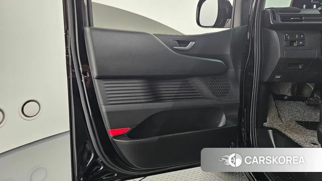 Hyundai Staria id 4185618 из Кореи 16