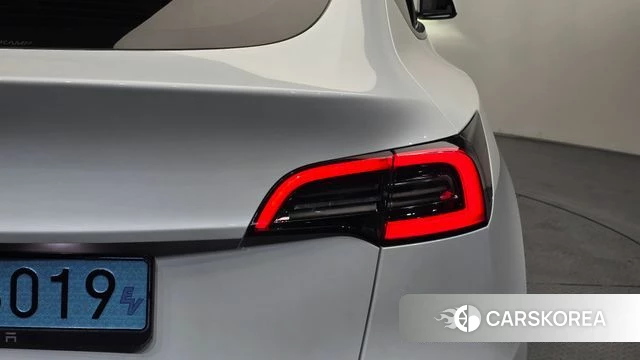 Tesla Model Y id 4549058 из Кореи 16