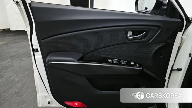 Ssangyong Tivoli Air id 4356717 из Кореи 16