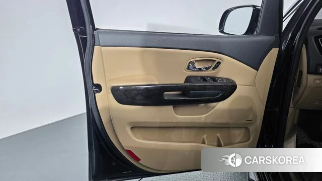 Kia The New Carnival id 4689315 из Кореи 16