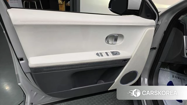 Hyundai Ionic 5 id 4894318 из Кореи 16