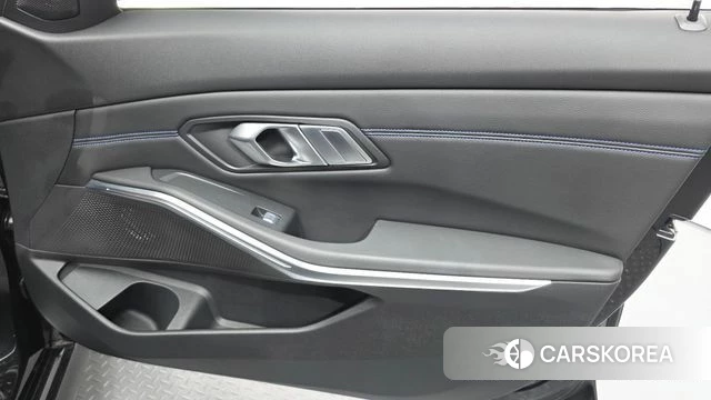 BMW 3 Series (G20) id 4854951 из Кореи 16