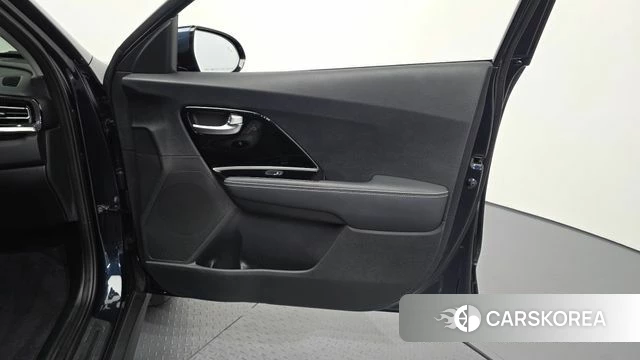 Kia Niro EV id 4764302 из Кореи 16