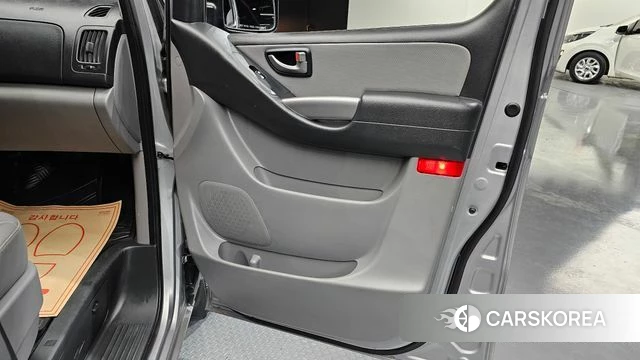 Hyundai The New Grand Starex id 4188099 из Кореи 16