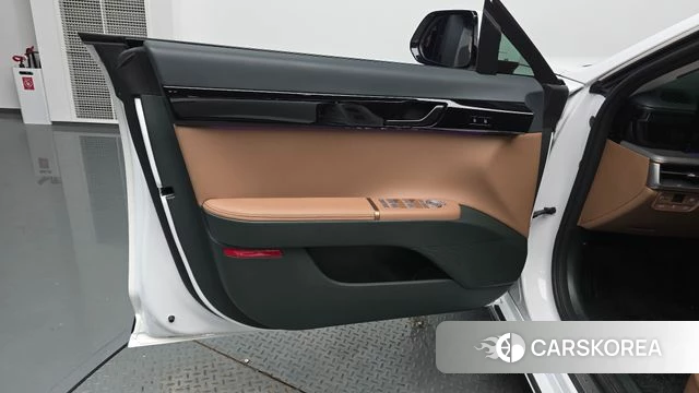 Hyundai Grandeur Hybrid (GN7) id 4635372 из Кореи 16