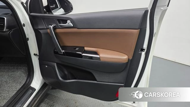 Kia Sportage The Bold id 4551768 из Кореи 16