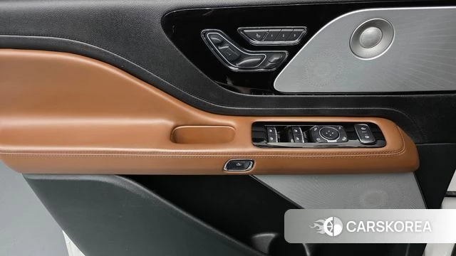 Lincoln Aviator 2nd generation id 4445908 из Кореи 16