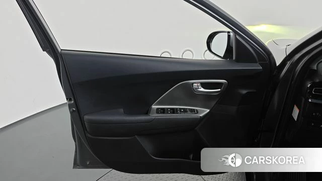 Kia Niro Plus id 4757920 из Кореи 16