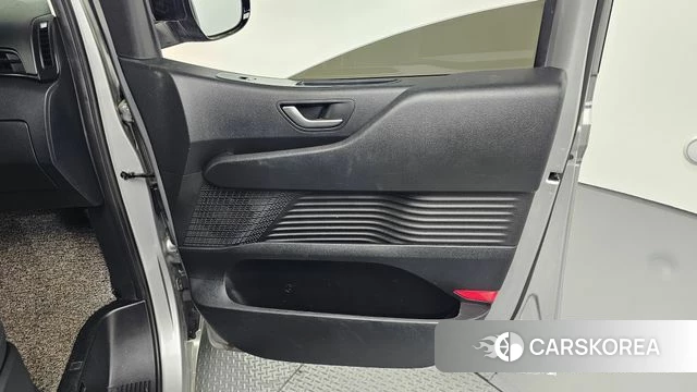 Hyundai Staria id 4224402 из Кореи 16