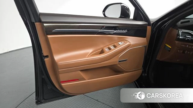 Genesis G90 id 4285586 из Кореи 16