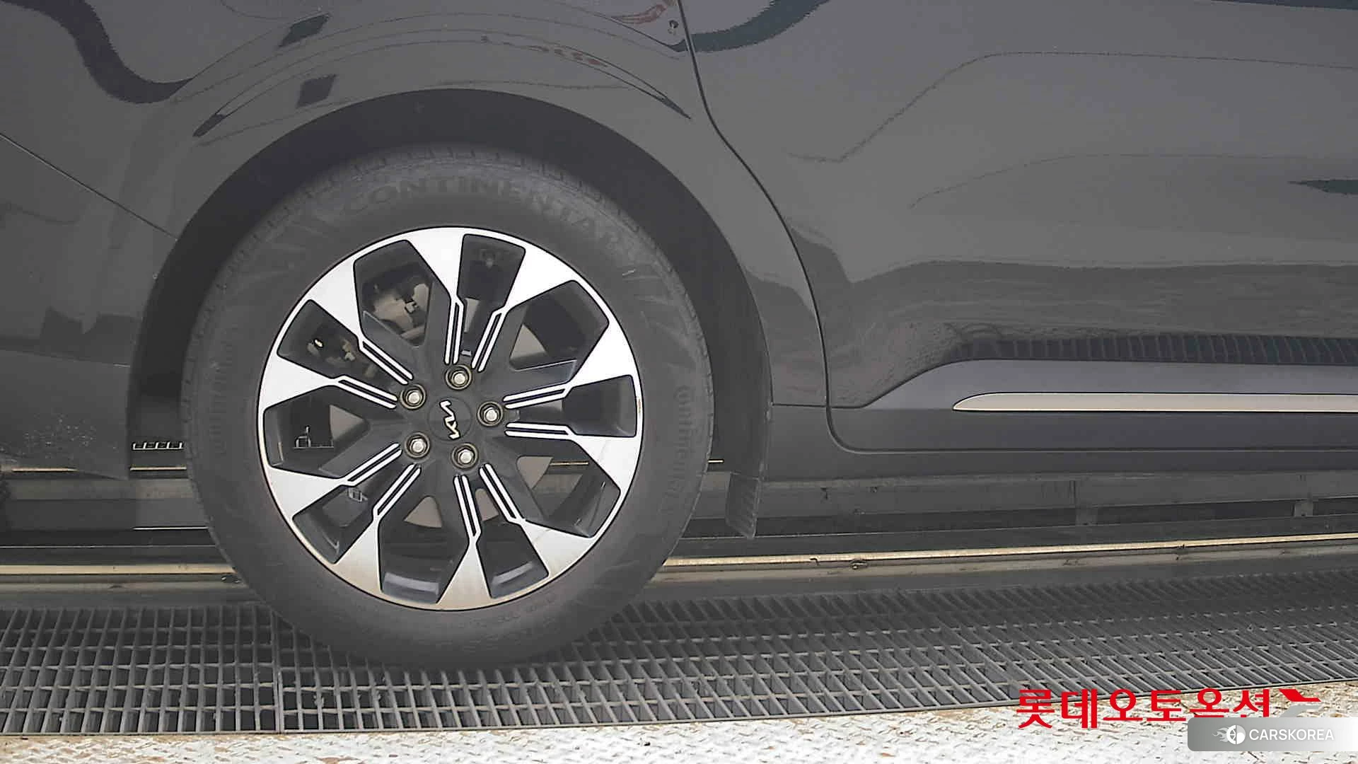 Kia Carnival id 4909242 из Кореи 16