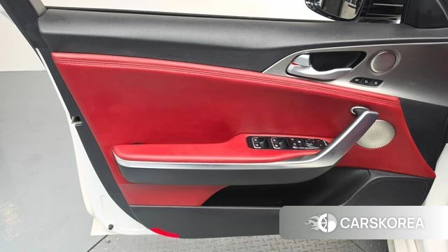 Kia Stinger id 4658103 из Кореи 16