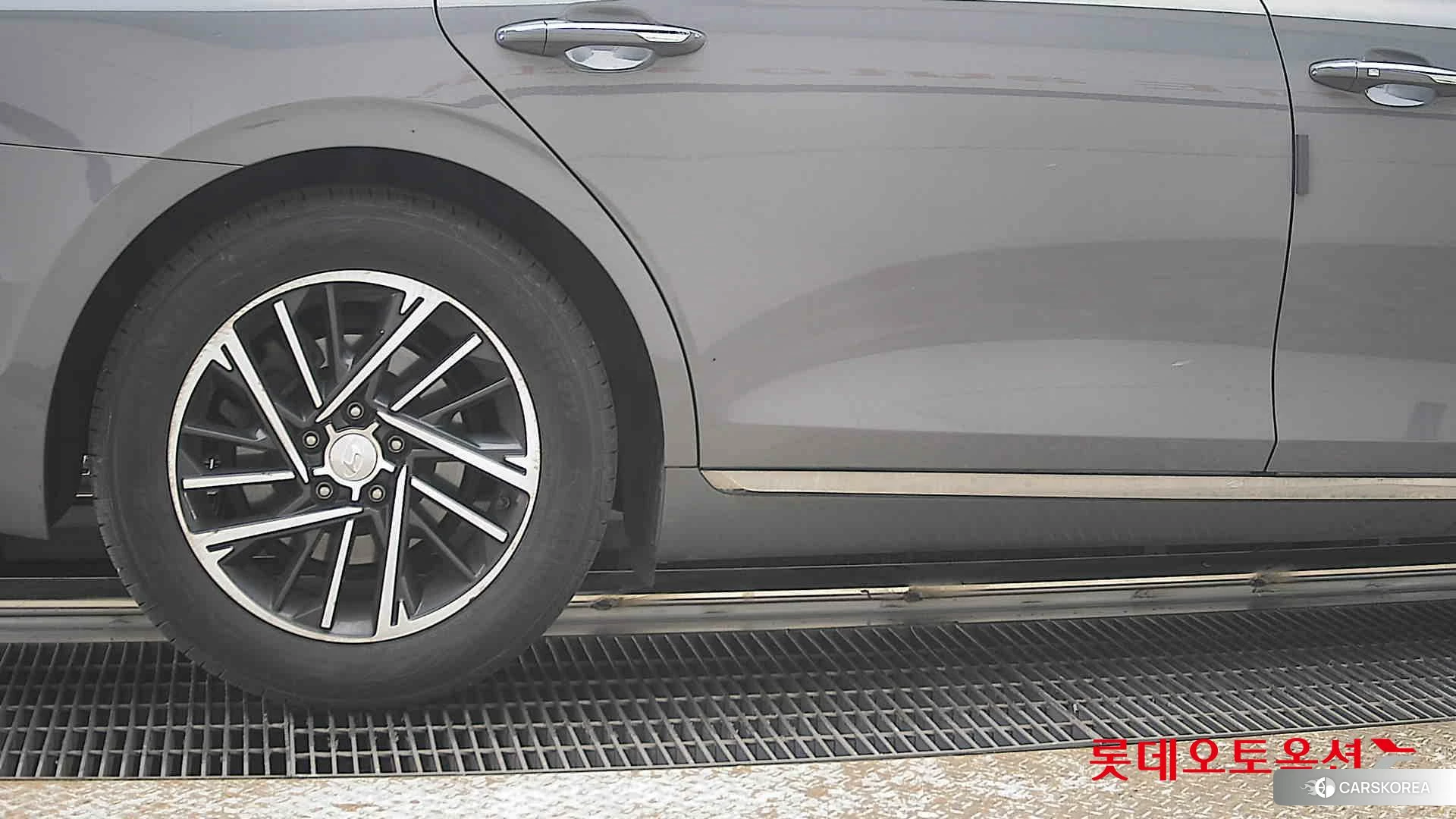 Hyundai Grandeur id 3875813 из Кореи 16