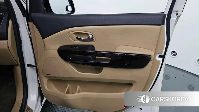 Kia The New Carnival id 4924059 из Кореи 16