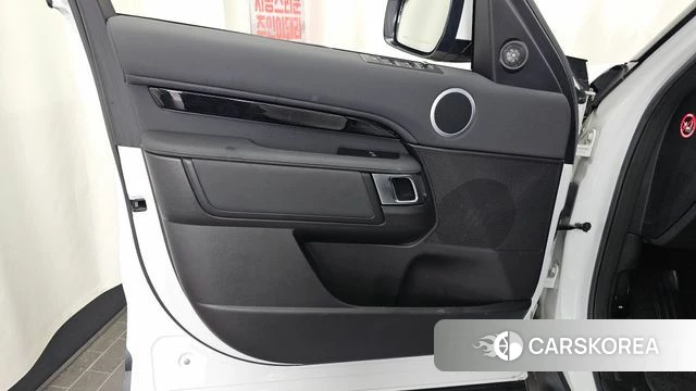 Land Rover Discovery 5 id 4568439 из Кореи 16