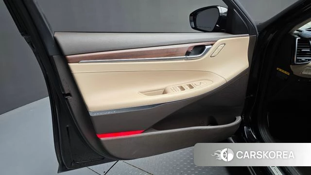 Hyundai Grandeur IG id 4356781 из Кореи 16