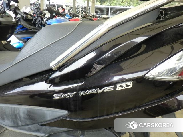 Suzuki SKYWAVE 250S id 3947564 из Японии 16