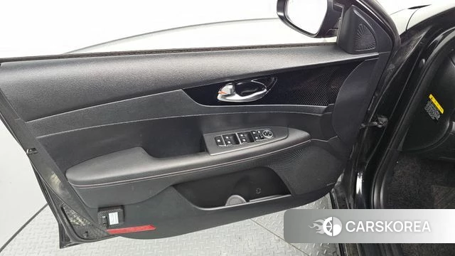 Kia Come New K3 id 4865325 из Кореи 16
