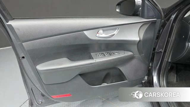 Kia The New K3 2nd generation id 4382915 из Кореи 16