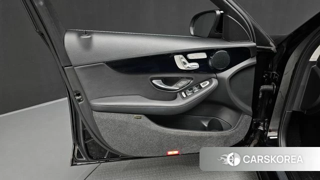 Mercedes-Benz C-Class W205 id 4895036 из Кореи 16