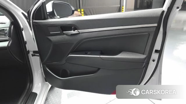 Hyundai Avante AD id 4900948 из Кореи 16