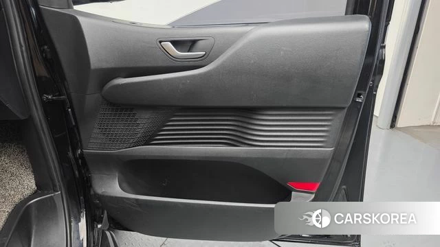 Hyundai Staria id 4308813 из Кореи 16