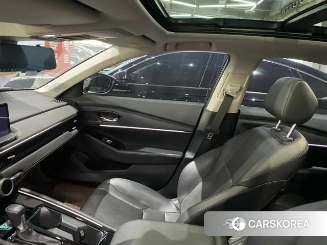 Honda Accord id 4220849 из Китая 16