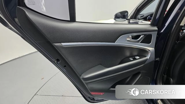 Genesis G70 id 4536856 из Кореи 16