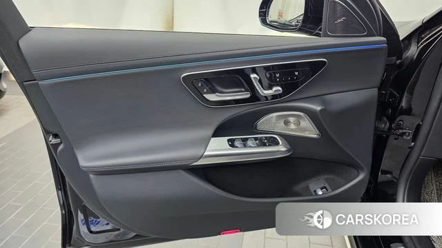 Mercedes-Benz E-Class W214 id 4686924 из Кореи 16