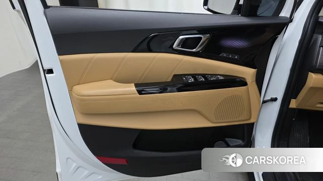 Kia Carnival 4th generation id 4230939 из Кореи 16