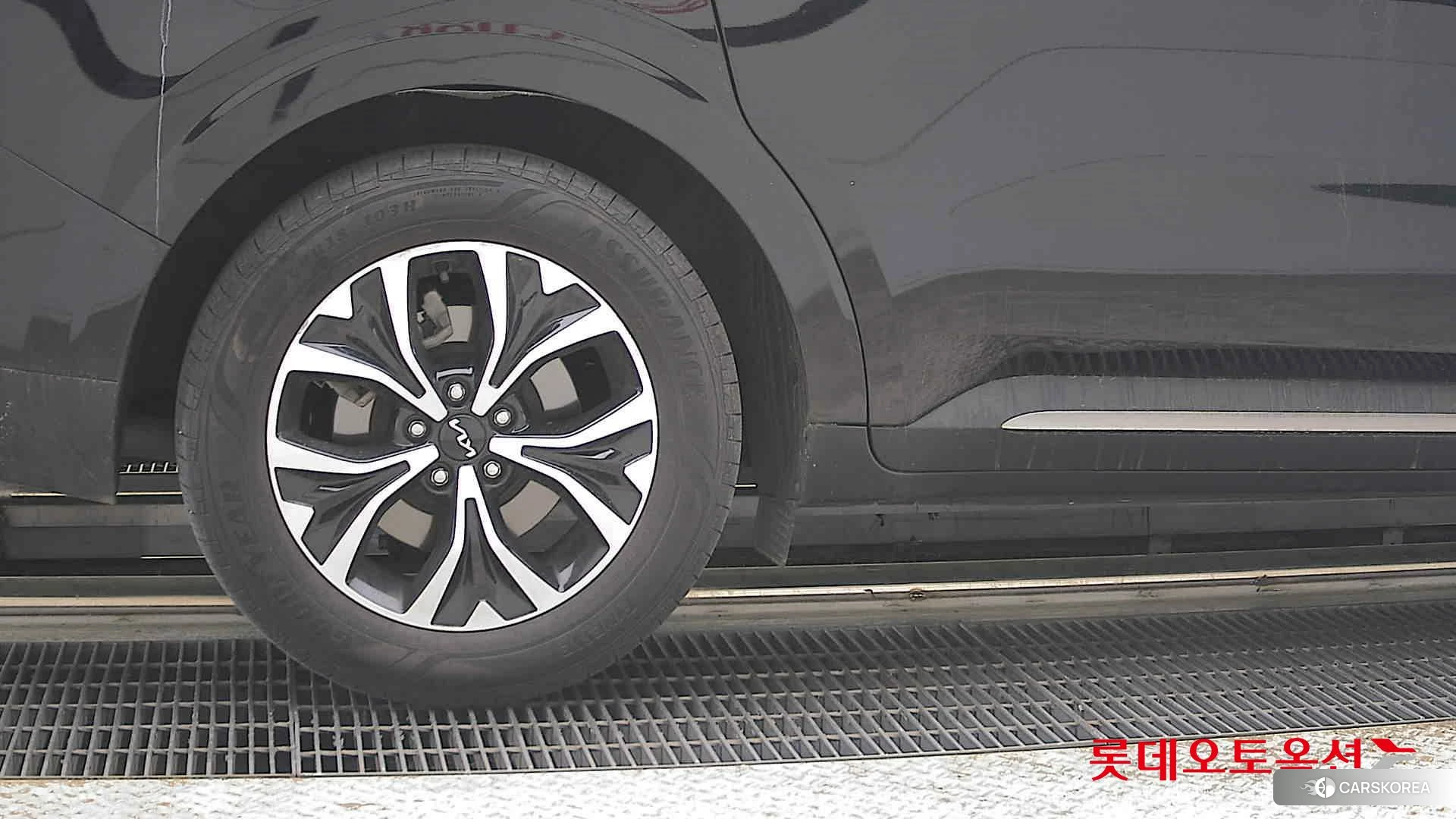 Kia Carnival id 4289596 из Кореи 16