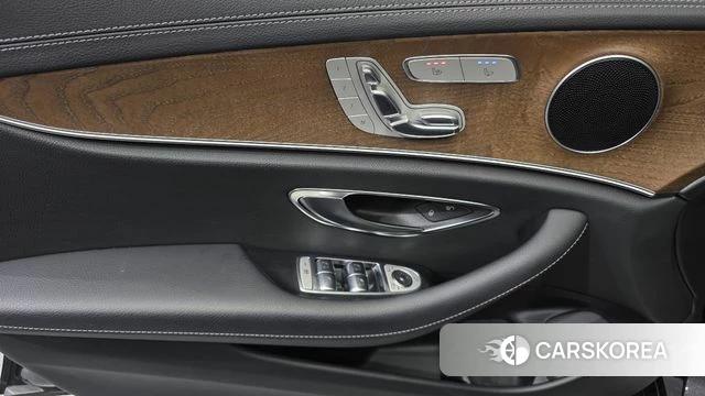 Mercedes-Benz E-Class W213 id 4625026 из Кореи 16