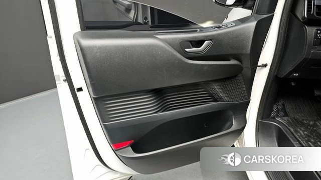 Hyundai Staria id 4383336 из Кореи 16