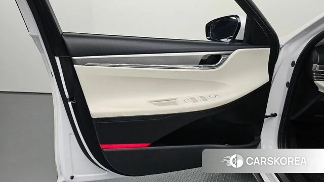 Hyundai The New Grandeur IG Hybrid id 4726161 из Кореи 16
