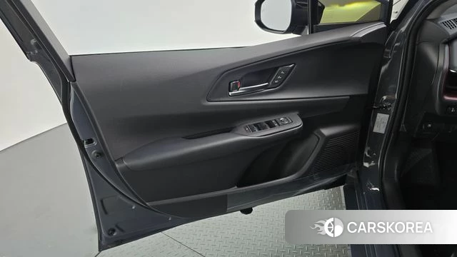 Toyota Prius 5th Generation id 4833922 из Кореи 16