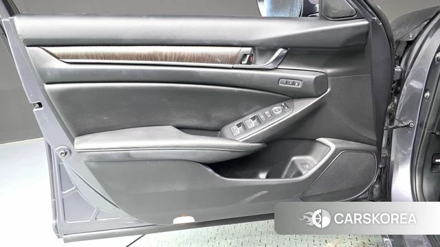 Honda Accord 10th Generation id 4625524 из Кореи 16