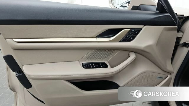 Porsche Taycan id 4267507 из Кореи 16
