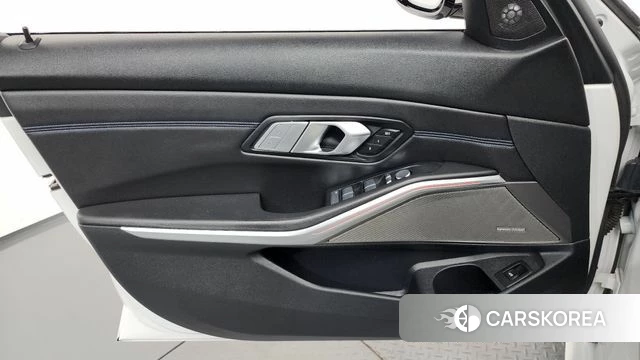 BMW 3 Series (G20) id 4641844 из Кореи 16